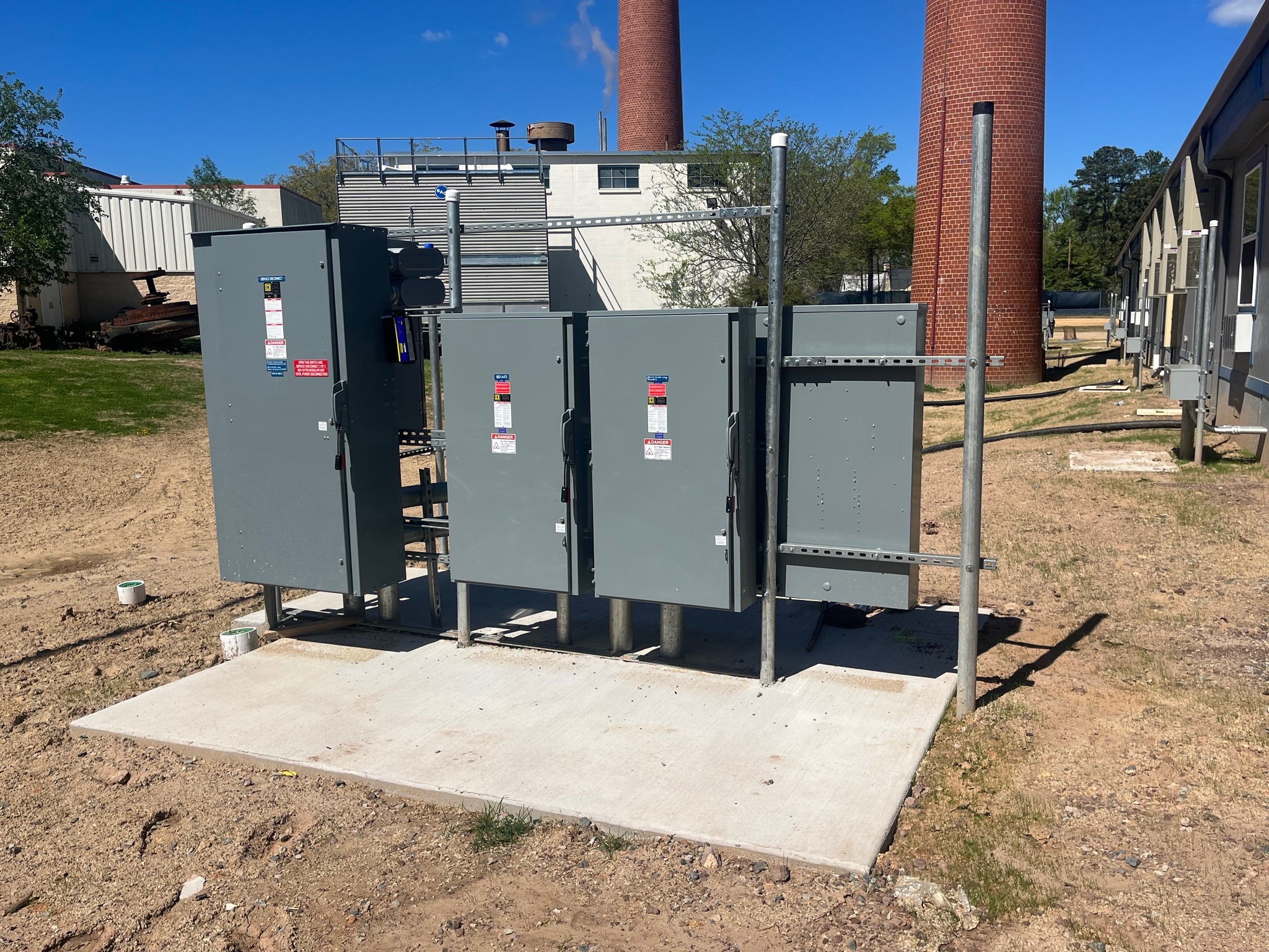 Industrial service disconnects and feeders at a manufacturing facility